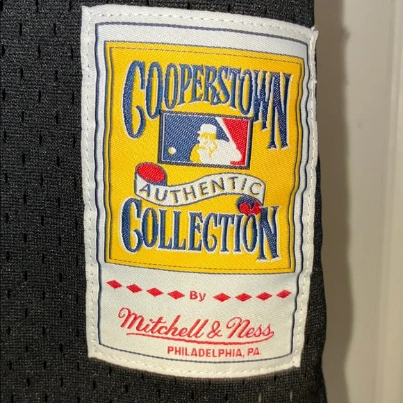 Mitchell & Ness Arizona Diamondbacks Black Jersey with Teal & Purple Logo - Picture 2 of 5